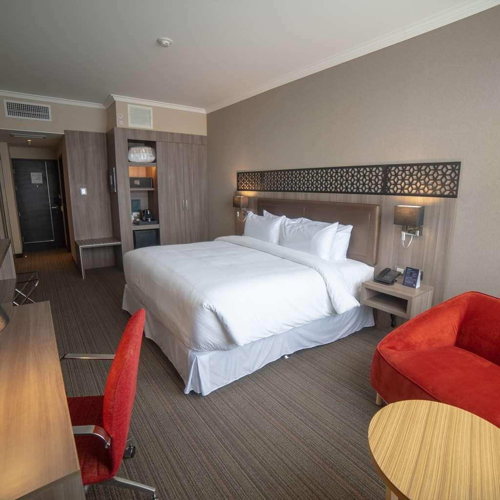 Doubletree By Hilton Trujillo 호텔 Encalada 객실 사진