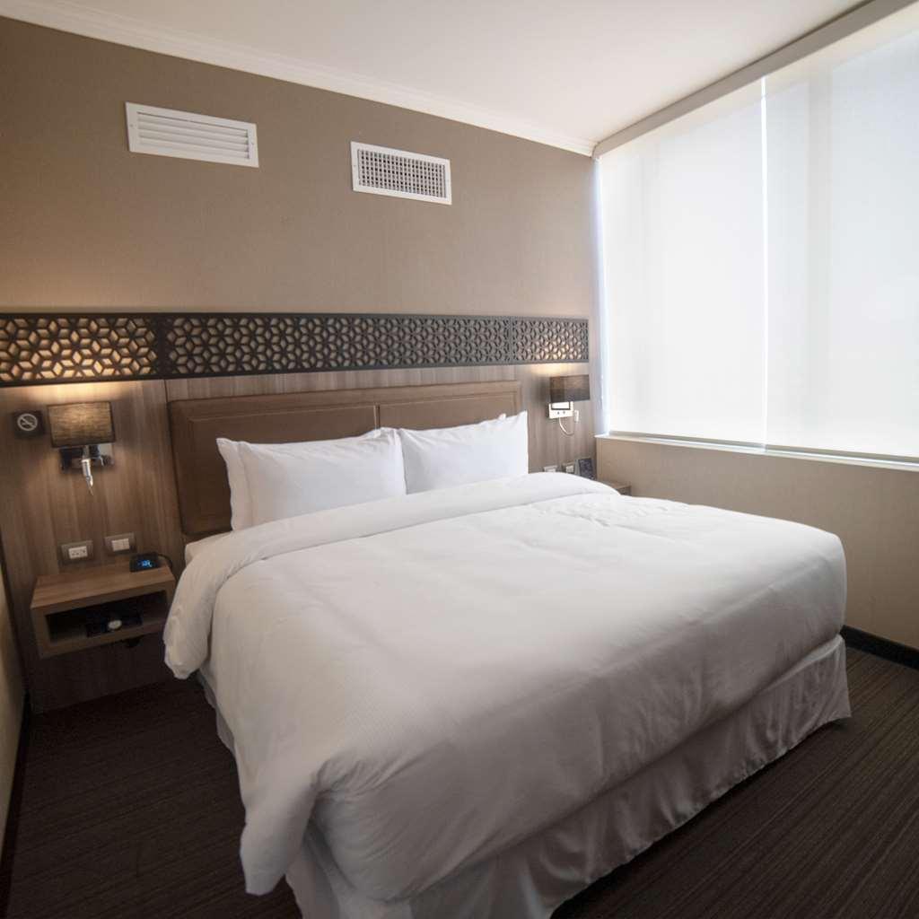 Doubletree By Hilton Trujillo 호텔 Encalada 객실 사진