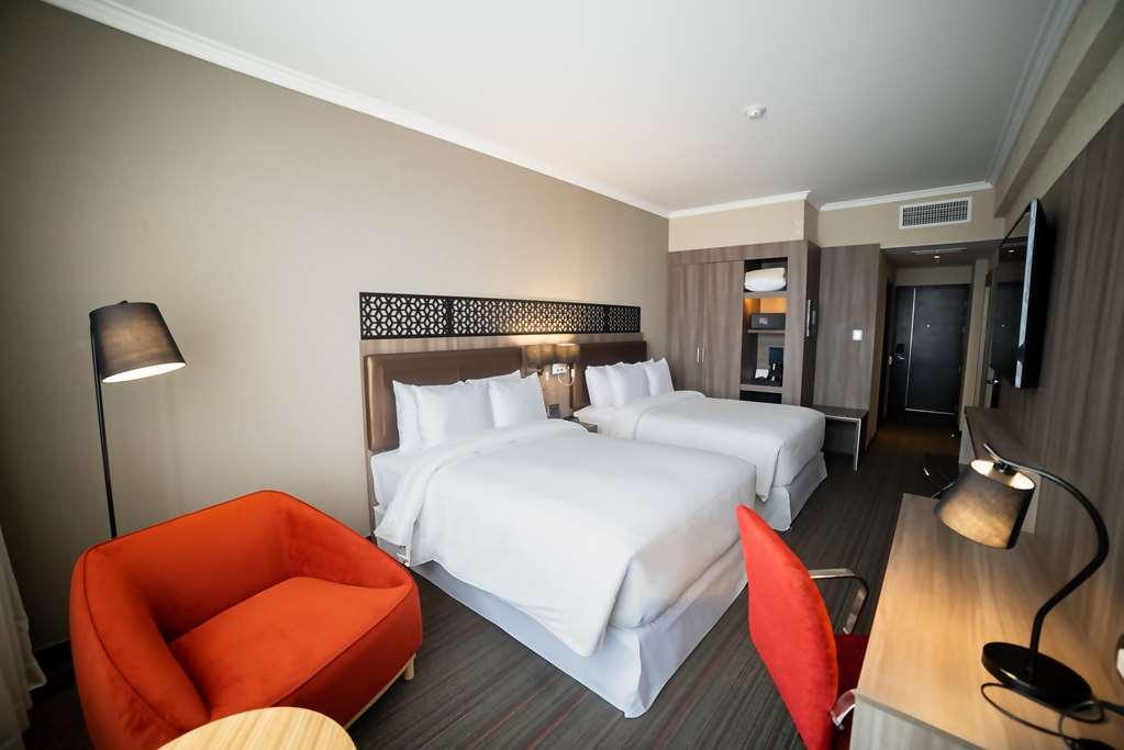 Doubletree By Hilton Trujillo 호텔 Encalada 객실 사진